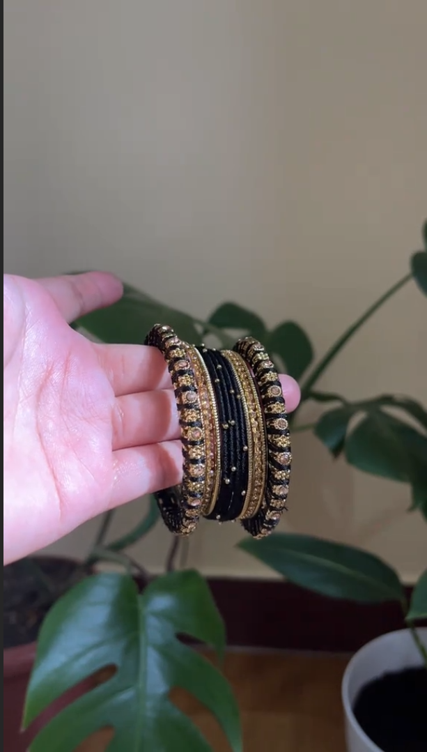 Beautiful Bangles Set