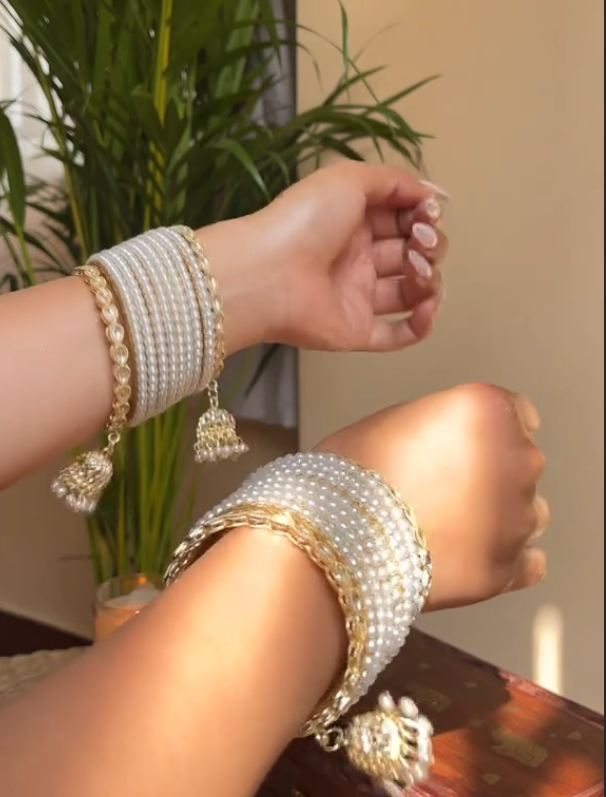 Pearl Latkan Bangle Set